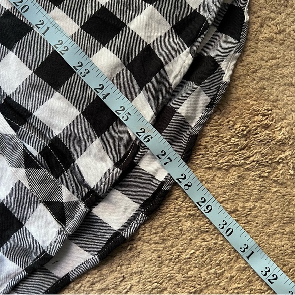 Gap buffalo plaid button down - Picture 3 of 4